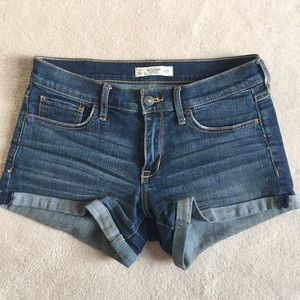 ❤️abercrombie & fitch denim jean short size 4/27❤️